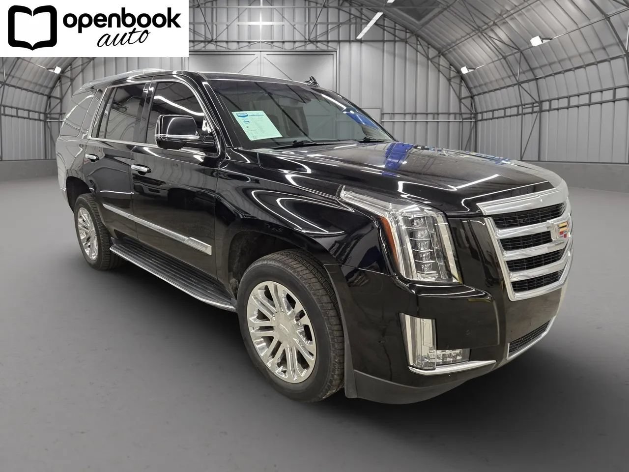 Used 2018 Cadillac Escalade 4WD image 3