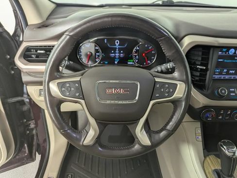 Used 2018 GMC Acadia Denali w/ Technology Package AWD/4WD image 12