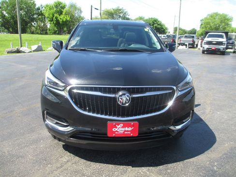 Used 2020 Buick Enclave Essence w/ Sound and Sites Package FWD image 13