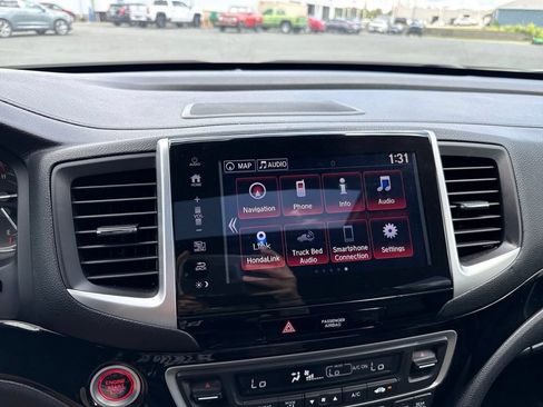 Used 2018 Honda Ridgeline Black Edition image 15