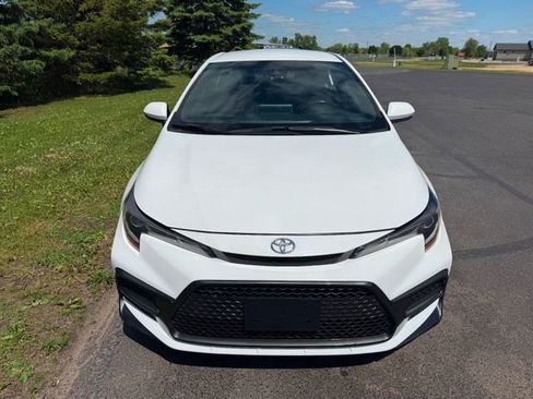 Used 2021 Toyota Corolla SE w/ Carpet Mat Package (TMS) FWD image 4