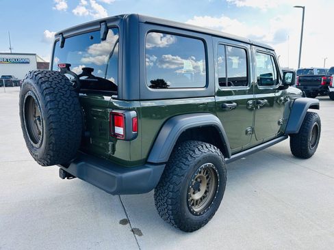 Used 2022 Jeep Wrangler Unlimited Sport AWD/4WD image 31