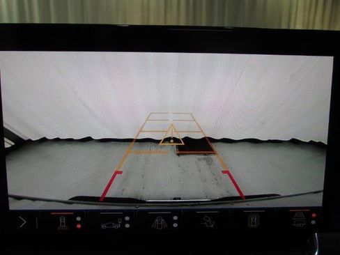 New 2025 Chevrolet Silverado 1500 LTZ w/ LTZ Premium Package image 33