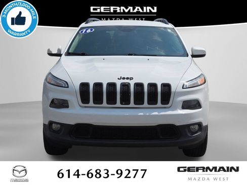 Used 2016 Jeep Cherokee Latitude w/ Comfort/Convenience Group AWD/4WD image 2