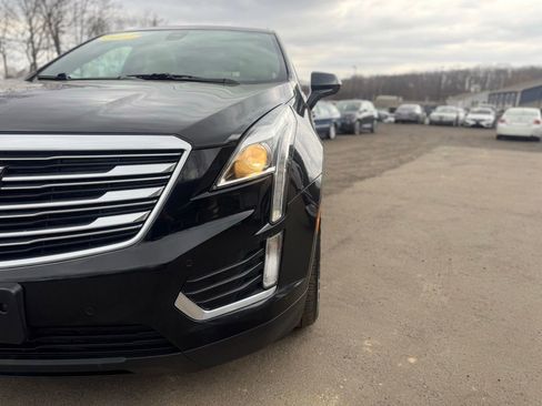 Used 2017 Cadillac XT5 Luxury w/ Driver Awareness Package AWD/4WD image 14