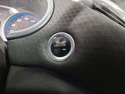 Used 2018 Chevrolet Malibu LT FWD image 24