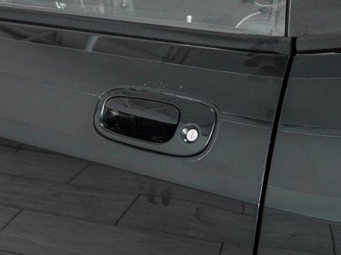 Used 2009 Dodge Challenger R/T RWD image 29