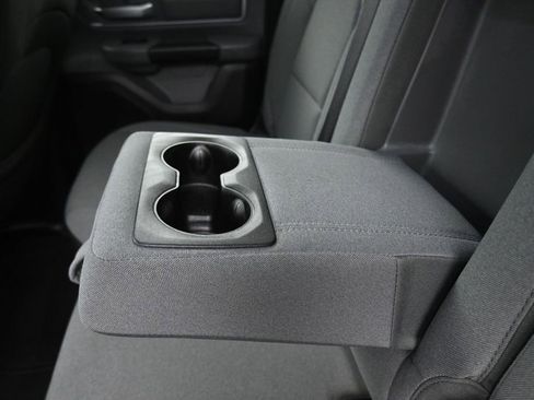 Used 2019 RAM 1500 Big Horn AWD/4WD image 36