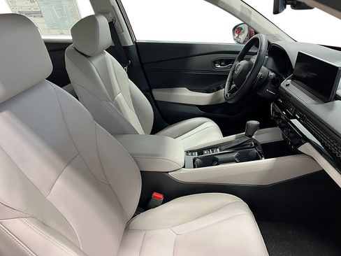 New 2025 Honda Accord EX-L image 32