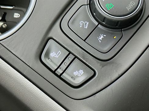 Used 2023 GMC Terrain SLT image 26