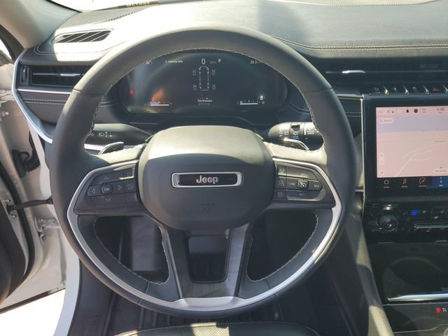 Used 2023 Jeep Grand Cherokee L Limited w/ Luxury Tech Group II RWD image 15