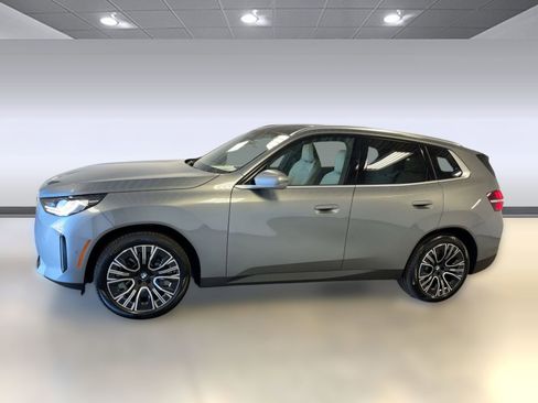 Used 2026 BMW X3 xDrive30i w/ Convenience Package AWD/4WD image 2