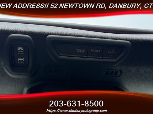 Used 2021 Jeep Wrangler Unlimited Rubicon AWD/4WD image 16