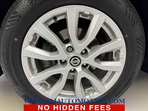 Used 2020 Nissan Rogue Sport SV w/ All-Weather Package AWD/4WD image 9