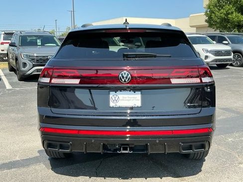 Certified 2026 Volkswagen Atlas Cross Sport SEL R-Line AWD/4WD image 4