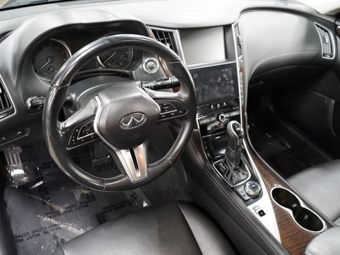 Used 2019 INFINITI Q50 Luxe RWD image 11