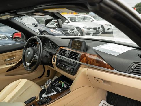 Used 2014 BMW 428i xDrive Convertible AWD/4WD image 16