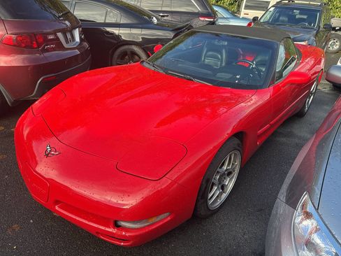 Used 2001 Chevrolet Corvette Convertible image 1