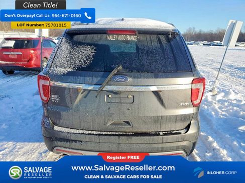 Used 2016 Ford Explorer XLT w/ Equipment Group 202A image 5