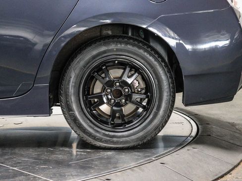 Used 2015 Toyota Prius Three w/ Solar Roof Package FWD image 10