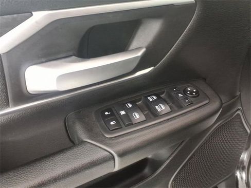Used 2019 RAM 1500 Big Horn image 13
