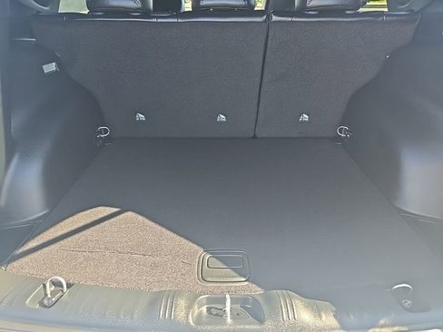 New 2026 Jeep Compass Trailhawk w/ Trailer Tow Group image 15