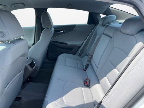 Used 2017 Chevrolet Malibu Hybrid w/ Driver Confidence Package image 16