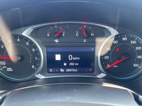 Used 2019 Chevrolet Equinox Premier AWD/4WD image 16