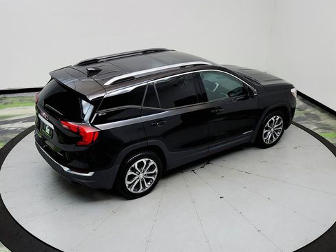 Used 2020 GMC Terrain SLT w/ GMC Pro Grade Package AWD/4WD image 35