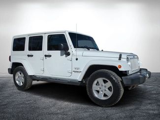 Used 2017 Jeep Wrangler Unlimited Sahara w/ Connectivity Group video 1
