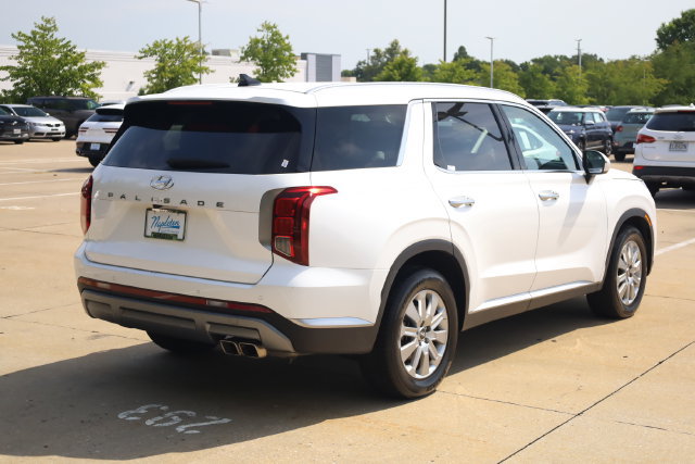 Used 2024 Hyundai Palisade SEL FWD image 4