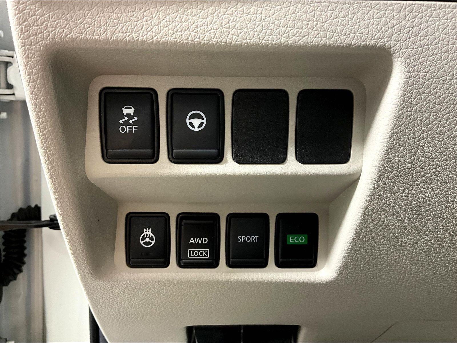 Certified 2022 Nissan Rogue Sport SL w/ Premium Package AWD/4WD image 37