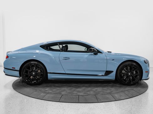 Used 2024 Bentley Continental GT V8 AWD/4WD image 11