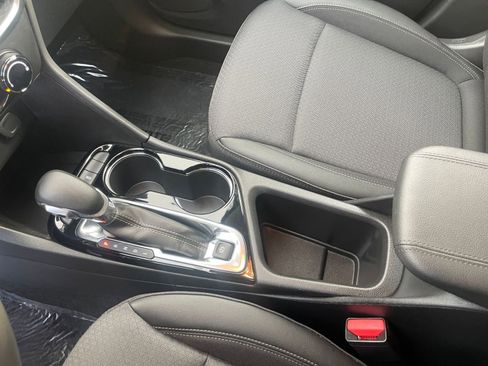 Used 2025 Buick Encore GX Preferred image 41