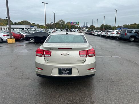 Used 2014 Chevrolet Malibu LS FWD image 4