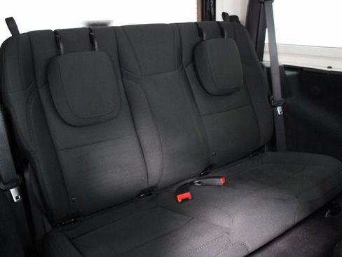 Used 2021 Jeep Wrangler Sport image 23