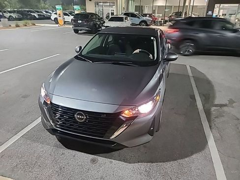 Used 2024 Nissan Sentra S image 13