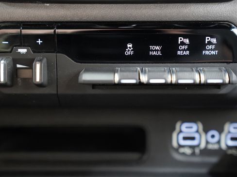 Used 2021 RAM 1500 Big Horn AWD/4WD image 29
