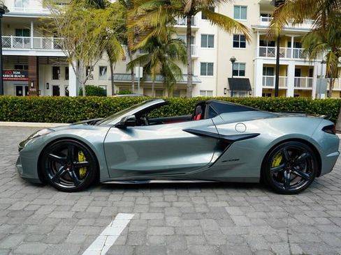 Used 2024 Chevrolet Corvette Z06 w/ Stealth Interior Trim Package image 15