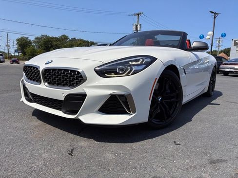 Used 2020 BMW Z4 M40i w/ Executive Package RWD image 44