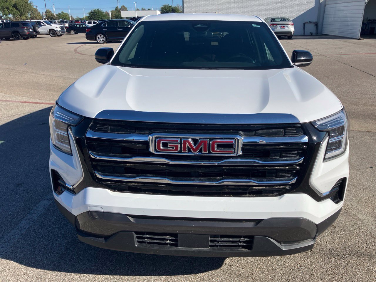 Used 2026 GMC Terrain Elevation FWD image 2