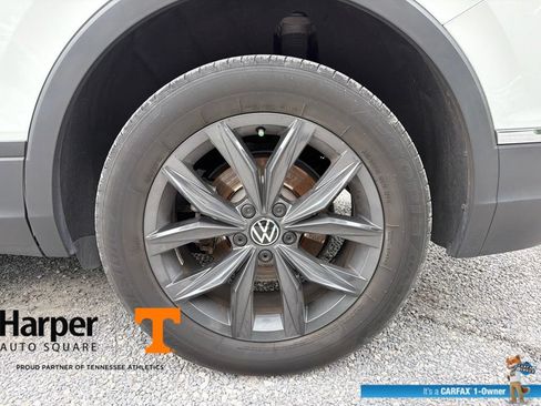 Used 2024 Volkswagen Tiguan SE FWD image 21