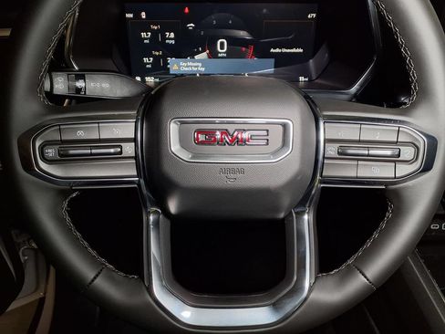 New 2026 GMC Canyon Elevation w/ Convenience Package RWD image 20