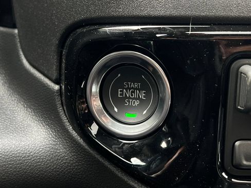 New 2026 GMC Sierra 1500 SLT AWD/4WD image 21