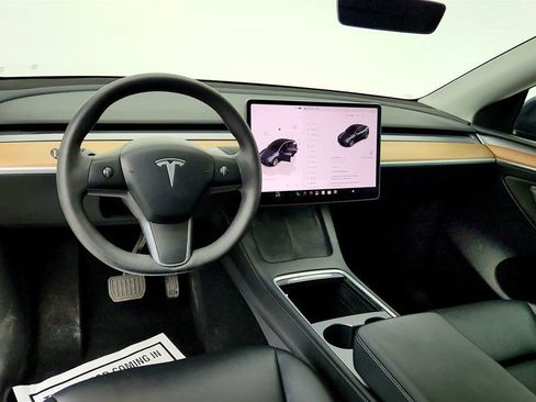 Used 2023 Tesla Model Y Long Range AWD/4WD image 12