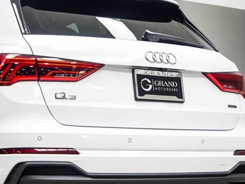 Used 2025 Audi Q3 2.0T Premium AWD/4WD image 15