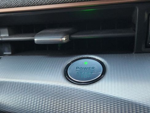 Certified 2021 Ford Mustang Mach-E GT image 31