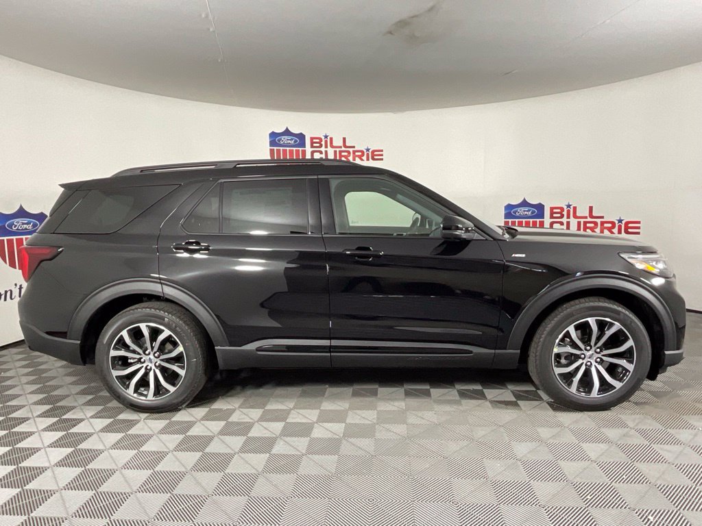 New 2027 Ford Explorer ST-Line RWD image 2