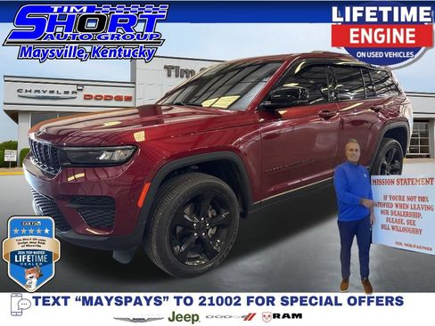 Used 2024 Jeep Grand Cherokee Altitude image 1