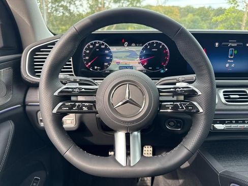 Used 2026 Mercedes-Benz GLS 450 4MATIC image 15